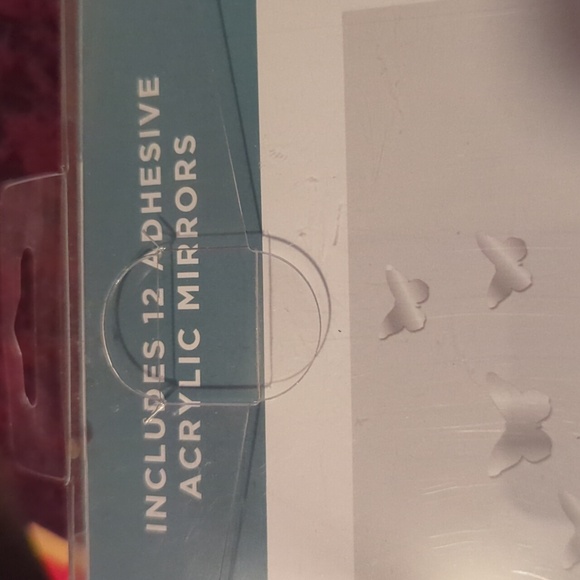 🦋 Mirror Wall Decor - Picture 7 of 9